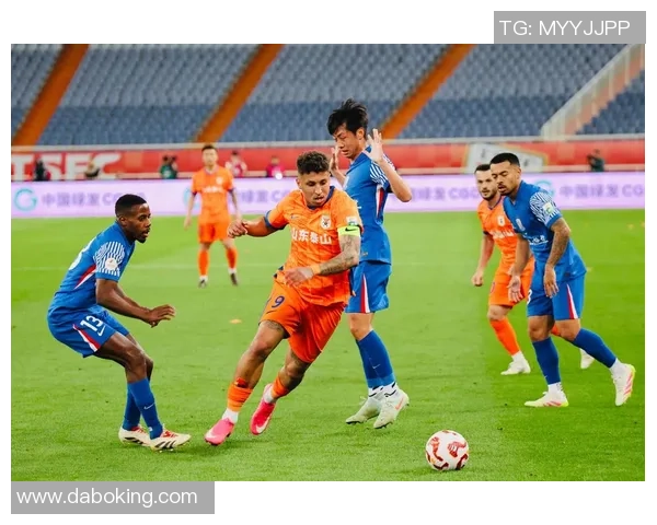 冠军阵型再添强援！上海海港确定浙江队岳鑫、泰山队卢永涛